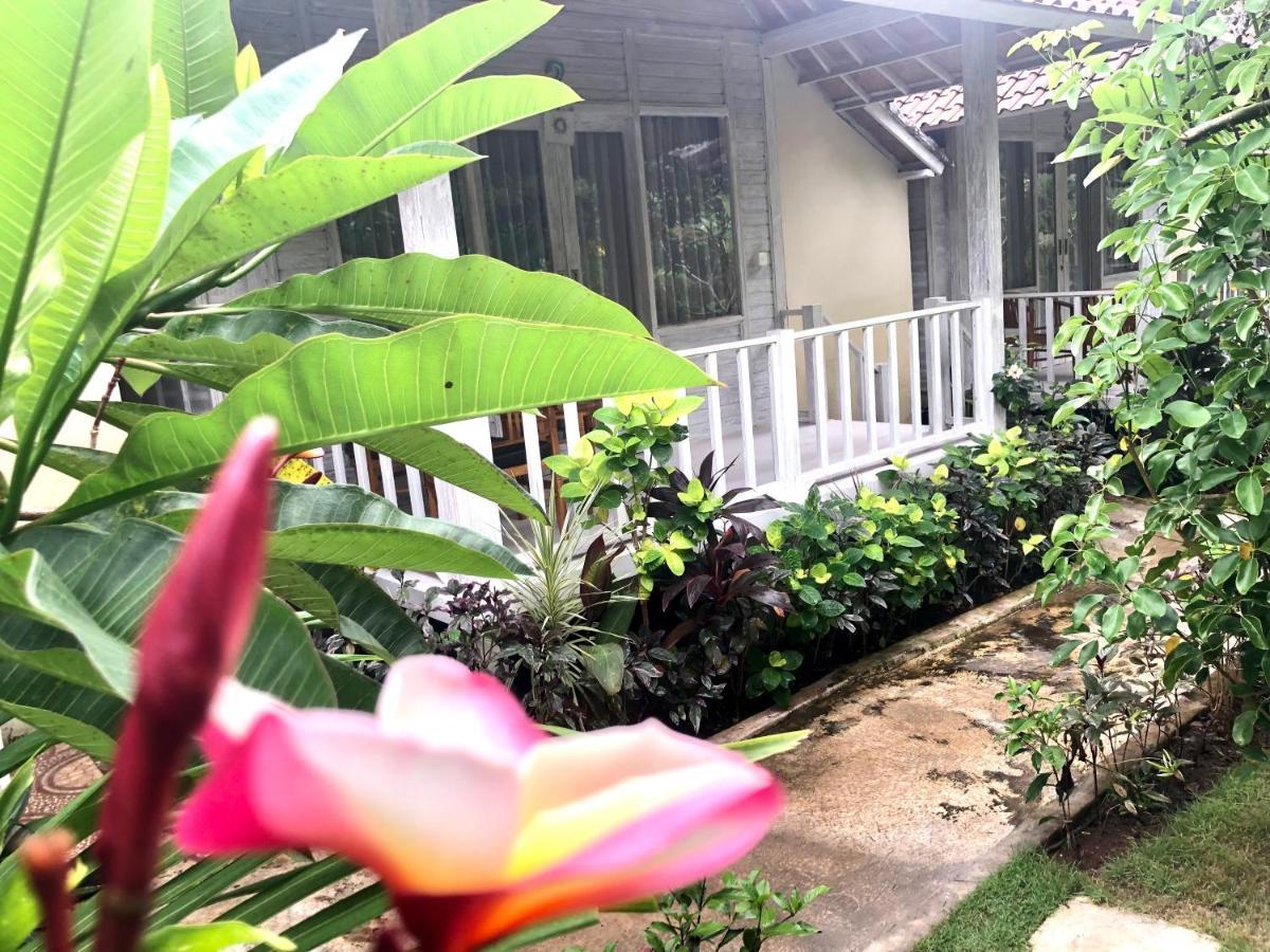 The Lucky Cottage Lembongan Esterno foto